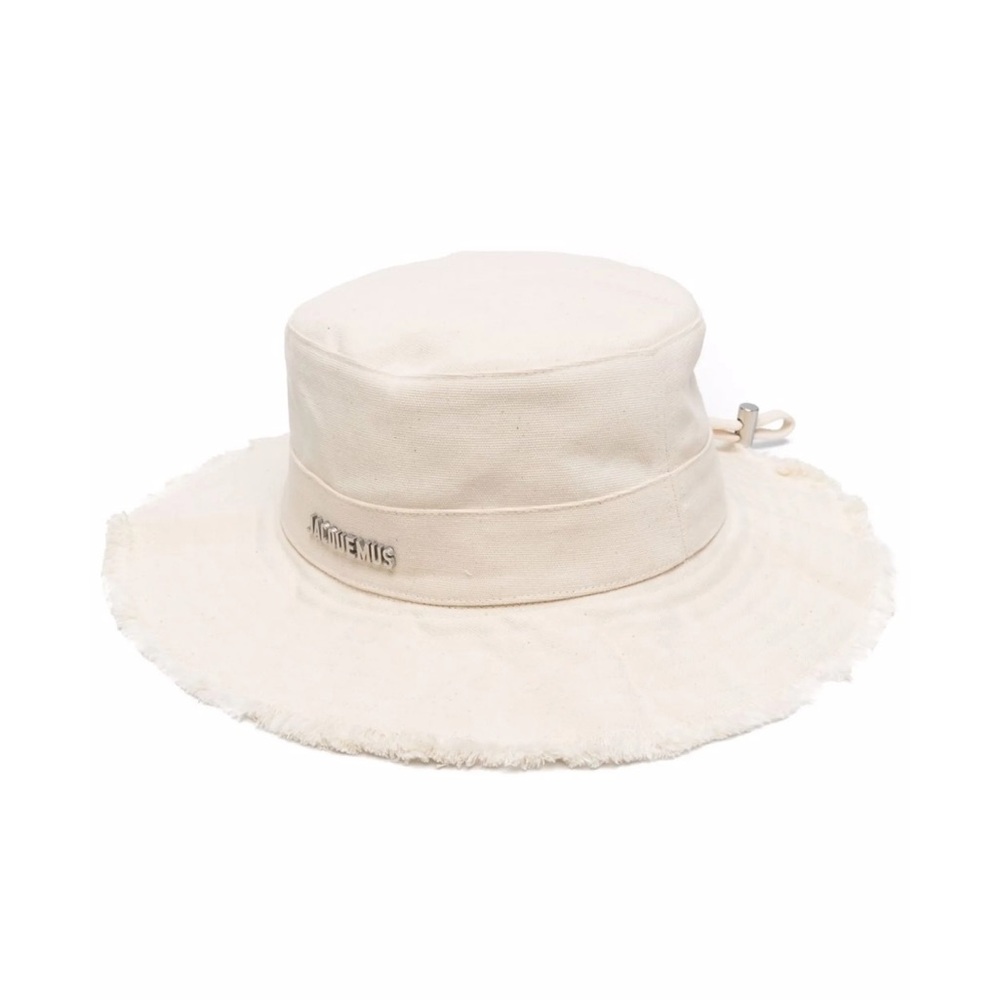 Jacquemus off white bucket hat size 56